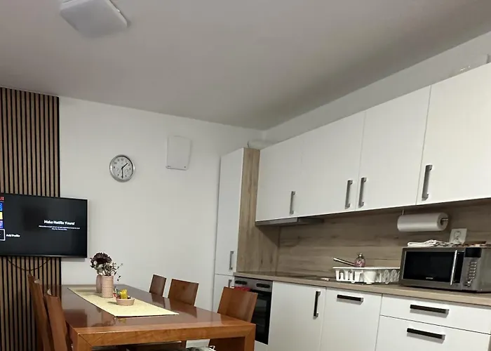 La Hiska Catez With Tickets - Each Guest Gets 2 Entries Per Day Počitniška hiša Catez ob Savi