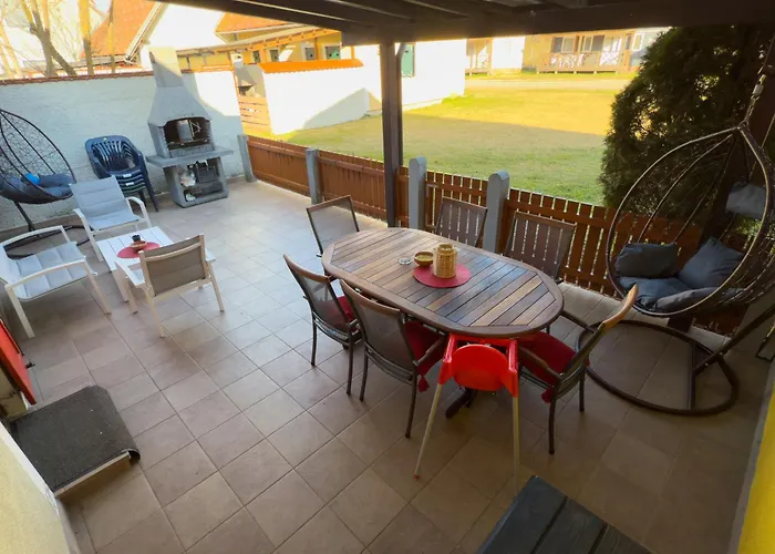 Počitniška hiša La Hiska Catez With Tickets - Each Guest Gets 2 Entries Per Day