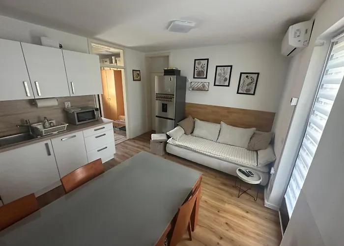 Počitniška hiša La Hiska Catez With Tickets - Each Guest Gets 2 Entries Per Day *